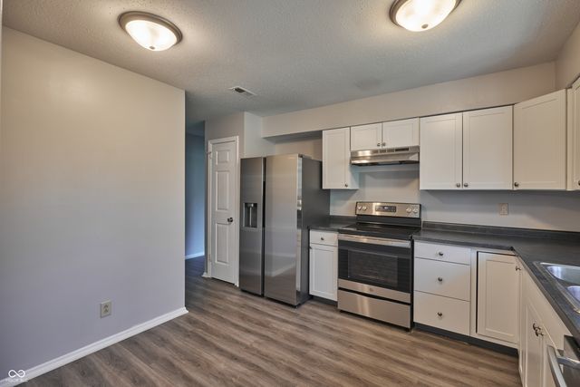 922 Hoover Village Drive C, Indianapolis, IN 46260