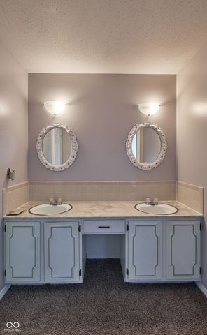 922 Hoover Village Drive C, Indianapolis, IN 46260