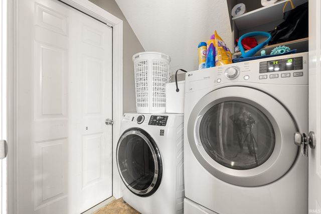 13239 Magnolia Creeks, Fort Wayne, IN 46814