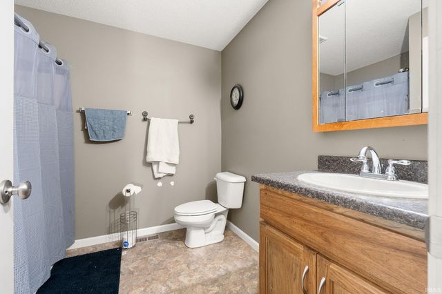 13239 Magnolia Creeks, Fort Wayne, IN 46814