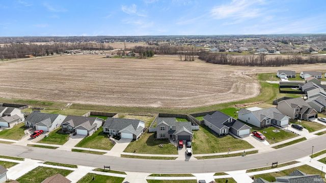 13239 Magnolia Creeks, Fort Wayne, IN 46814