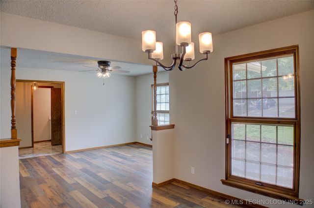 8242 S Sandusky Avenue, Tulsa, OK 74137