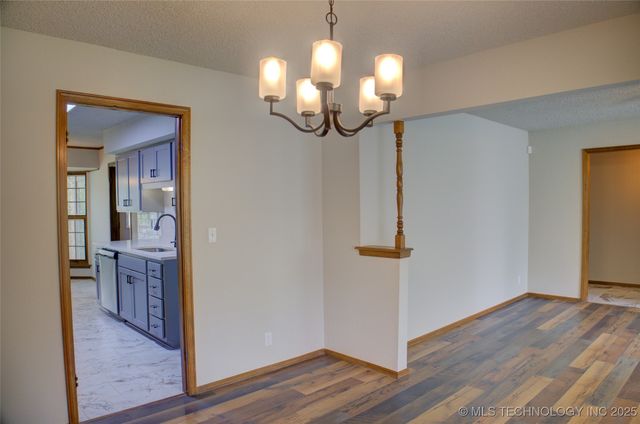 8242 S Sandusky Avenue, Tulsa, OK 74137