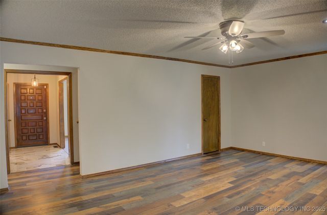 8242 S Sandusky Avenue, Tulsa, OK 74137