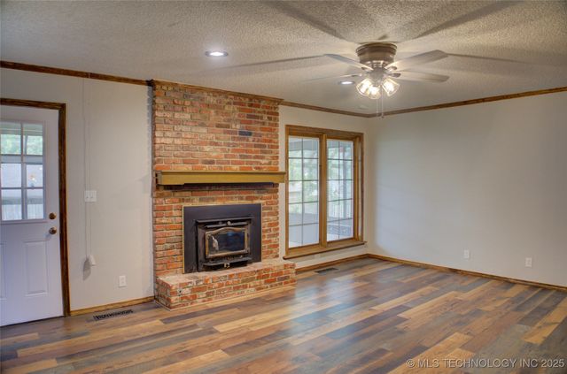 8242 S Sandusky Avenue, Tulsa, OK 74137