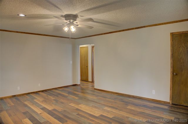 8242 S Sandusky Avenue, Tulsa, OK 74137