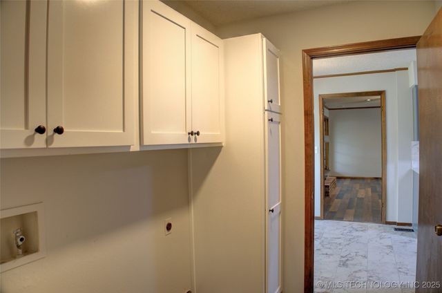 8242 S Sandusky Avenue, Tulsa, OK 74137