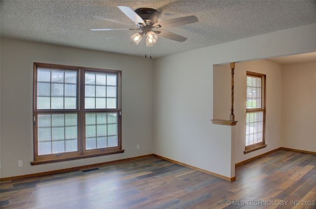 8242 S Sandusky Avenue, Tulsa, OK 74137