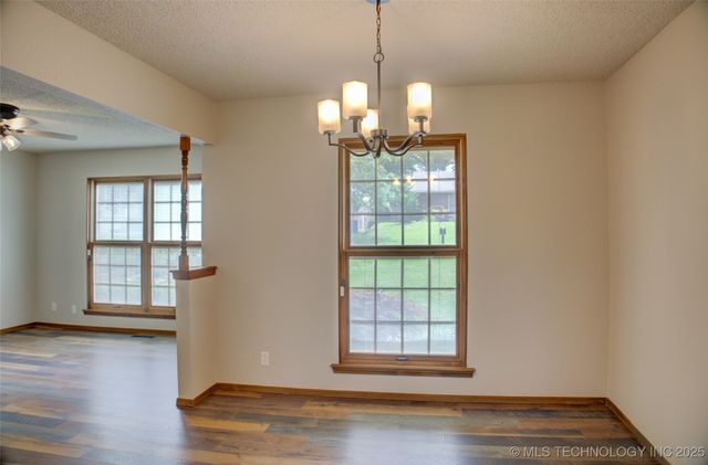 8242 S Sandusky Avenue, Tulsa, OK 74137