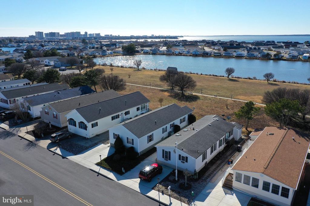 817 GULF STREAM DR, Ocean City, MD 21842