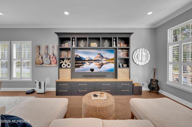 2 Silverspring Drive, Lakewood, NJ 08701