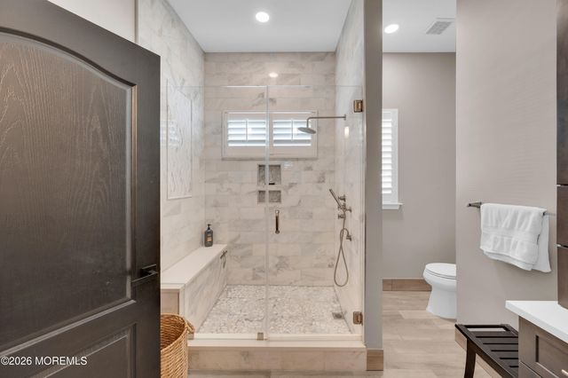 2 Silverspring Drive, Lakewood, NJ 08701