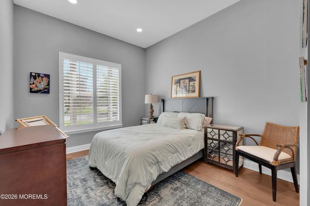 2 Silverspring Drive, Lakewood, NJ 08701