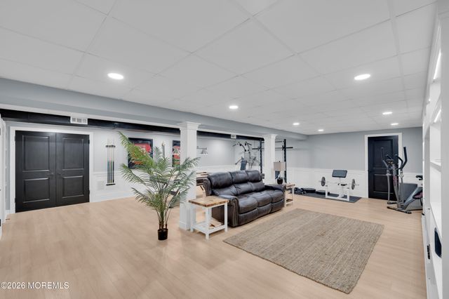 2 Silverspring Drive, Lakewood, NJ 08701