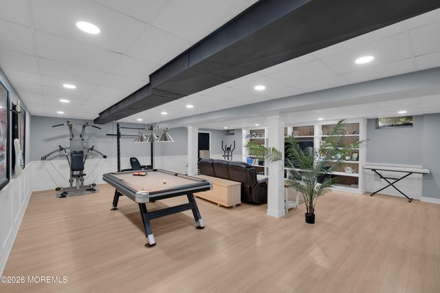 2 Silverspring Drive, Lakewood, NJ 08701