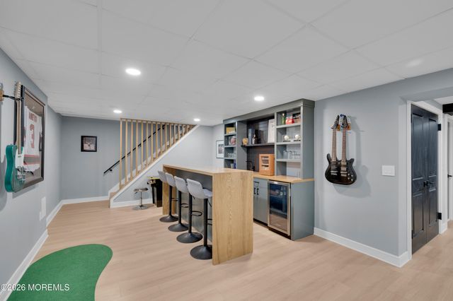 2 Silverspring Drive, Lakewood, NJ 08701