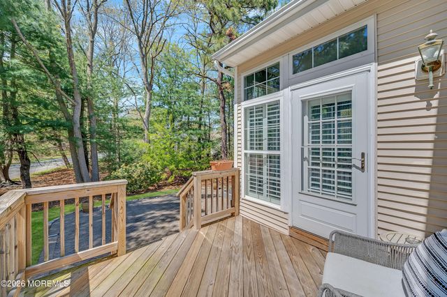 2 Silverspring Drive, Lakewood, NJ 08701