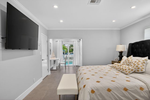 5136 NE 26th Avenue, Fort Lauderdale, FL 33308