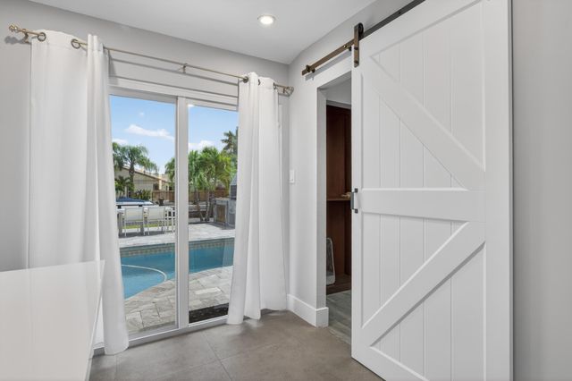 5136 NE 26th Avenue, Fort Lauderdale, FL 33308