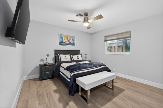 5136 NE 26th Avenue, Fort Lauderdale, FL 33308