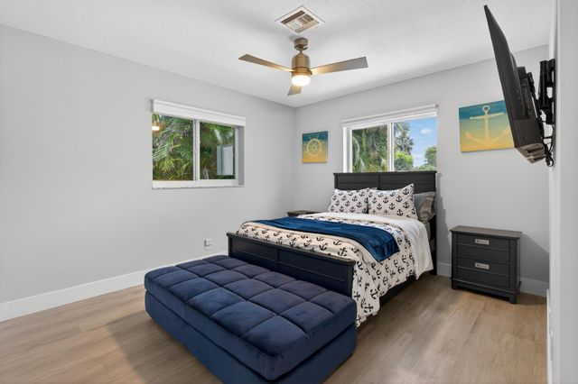 5136 NE 26th Avenue, Fort Lauderdale, FL 33308