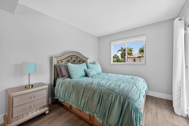 5136 NE 26th Avenue, Fort Lauderdale, FL 33308