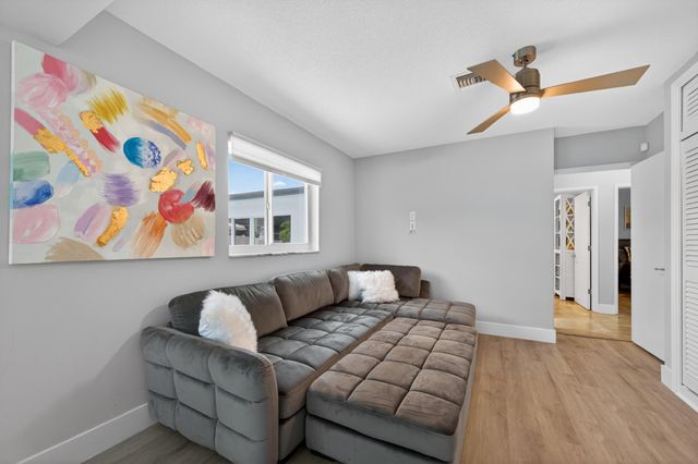 5136 NE 26th Avenue, Fort Lauderdale, FL 33308