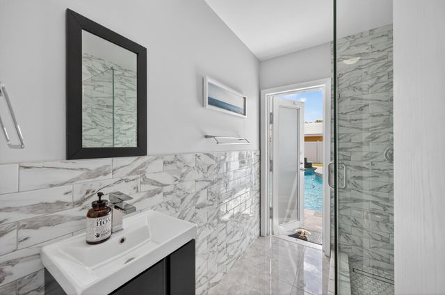 5136 NE 26th Avenue, Fort Lauderdale, FL 33308