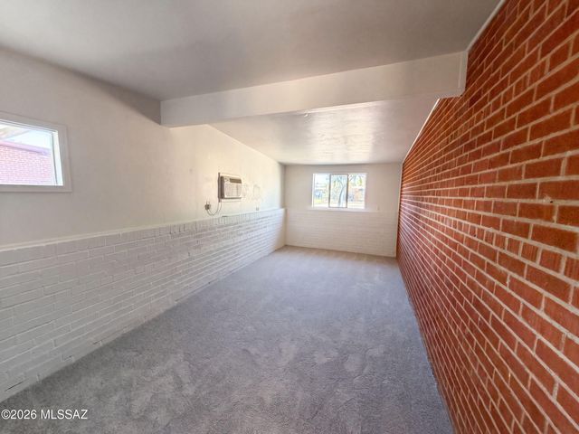 6435 E Calle Castor, Tucson, AZ 85710
