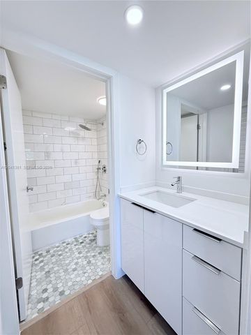 1900 Meridian Ave 403, Miami Beach, FL 33139