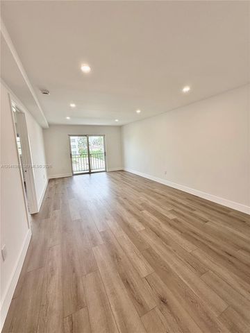 1900 Meridian Ave 403, Miami Beach, FL 33139