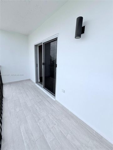 1900 Meridian Ave 403, Miami Beach, FL 33139