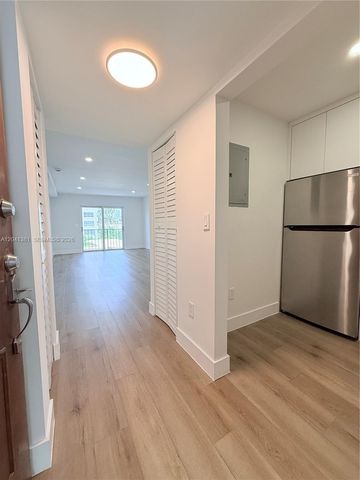 1900 Meridian Ave 403, Miami Beach, FL 33139