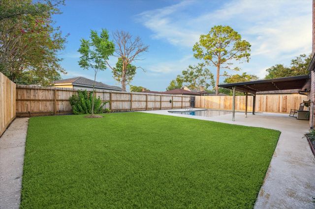 11726 Dorrance Lane, Meadows Place, TX 77477