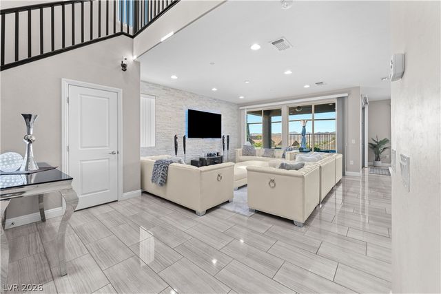 1196 Hillside Peak Street, Henderson, NV 89002