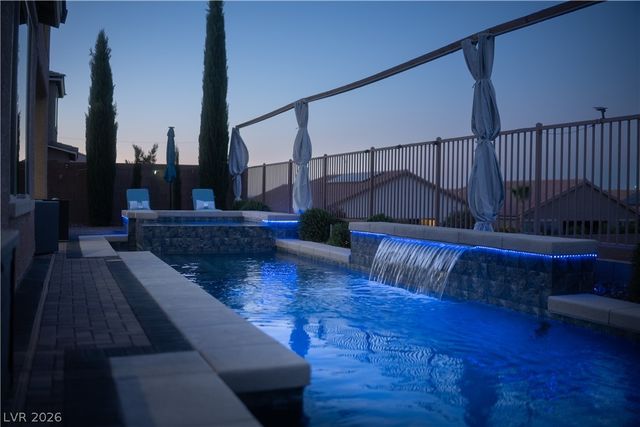 1196 Hillside Peak Street, Henderson, NV 89002