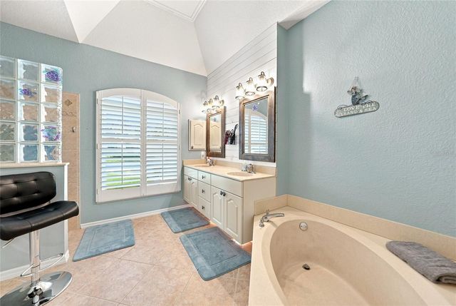 35 LONG MEADOW COURT, Rotonda West, FL 33947
