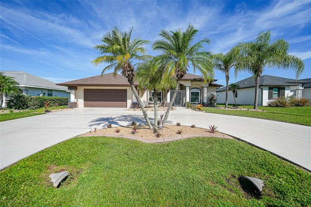 35 LONG MEADOW COURT, Rotonda West, FL 33947