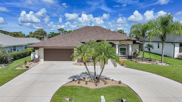 35 LONG MEADOW COURT, Rotonda West, FL 33947
