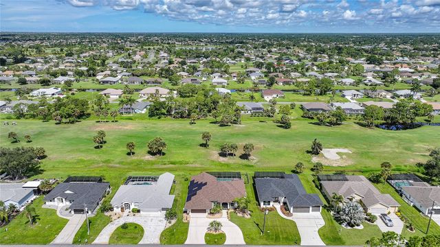 35 LONG MEADOW COURT, Rotonda West, FL 33947