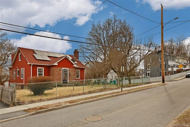 12 Hillside Avenue, Wappingers Falls, NY 12590