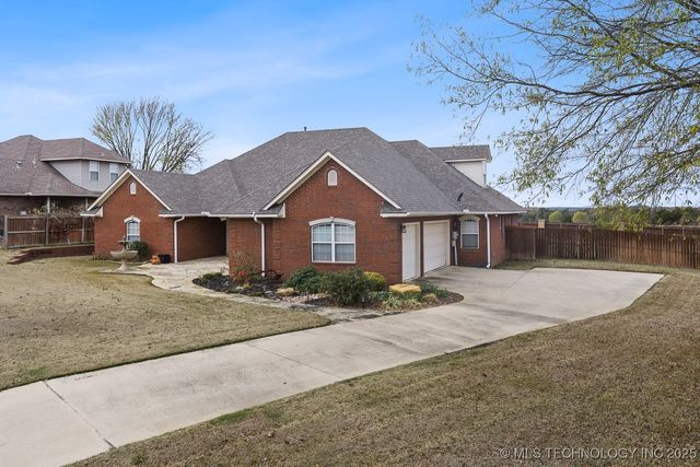 833 Franklin Drive, Ardmore, OK 73401