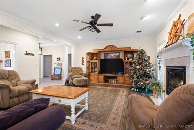 833 Franklin Drive, Ardmore, OK 73401