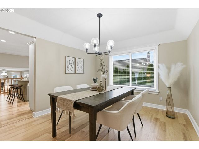 15975 Sw HAMPSHIRE Ter, Portland, OR 97224