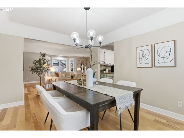 15975 Sw HAMPSHIRE Ter, Portland, OR 97224