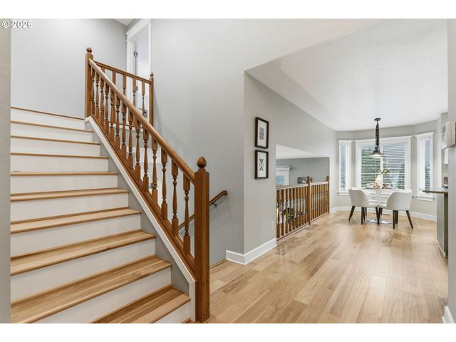 15975 Sw HAMPSHIRE Ter, Portland, OR 97224