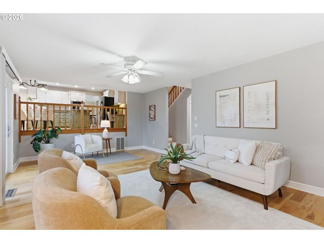 15975 Sw HAMPSHIRE Ter, Portland, OR 97224