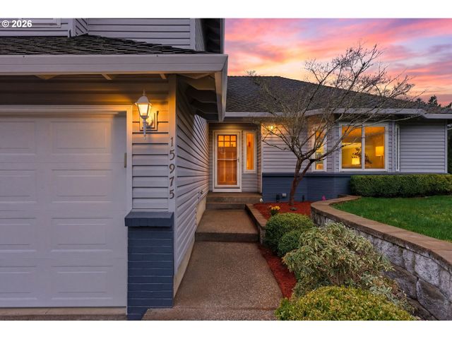 15975 Sw HAMPSHIRE Ter, Portland, OR 97224