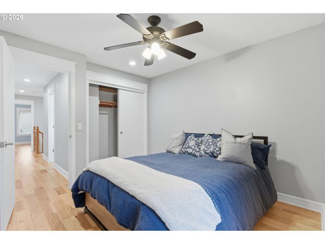 15975 Sw HAMPSHIRE Ter, Portland, OR 97224