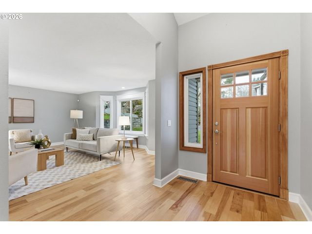 15975 Sw HAMPSHIRE Ter, Portland, OR 97224